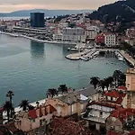 Апартаменты Viking Moon *